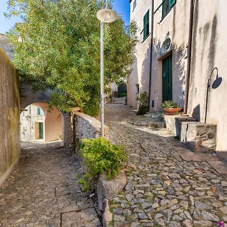 Hostdomus - Luce Di Verezzi *