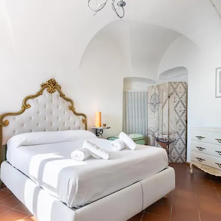 Hostdomus - Luce Di Verezzi * Borgio Verezzi