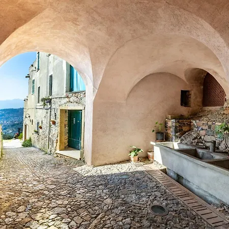 Hostdomus - Luce Di Verezzi Appartamento Borgio Verezzi